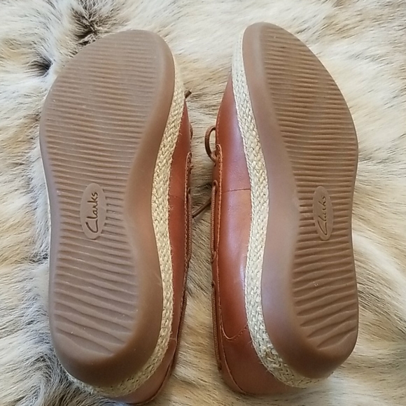 Shoes - Picture 5 of 5